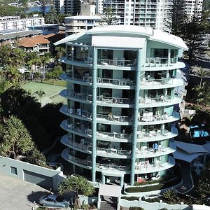Emerald Sands Holiday Apartments
